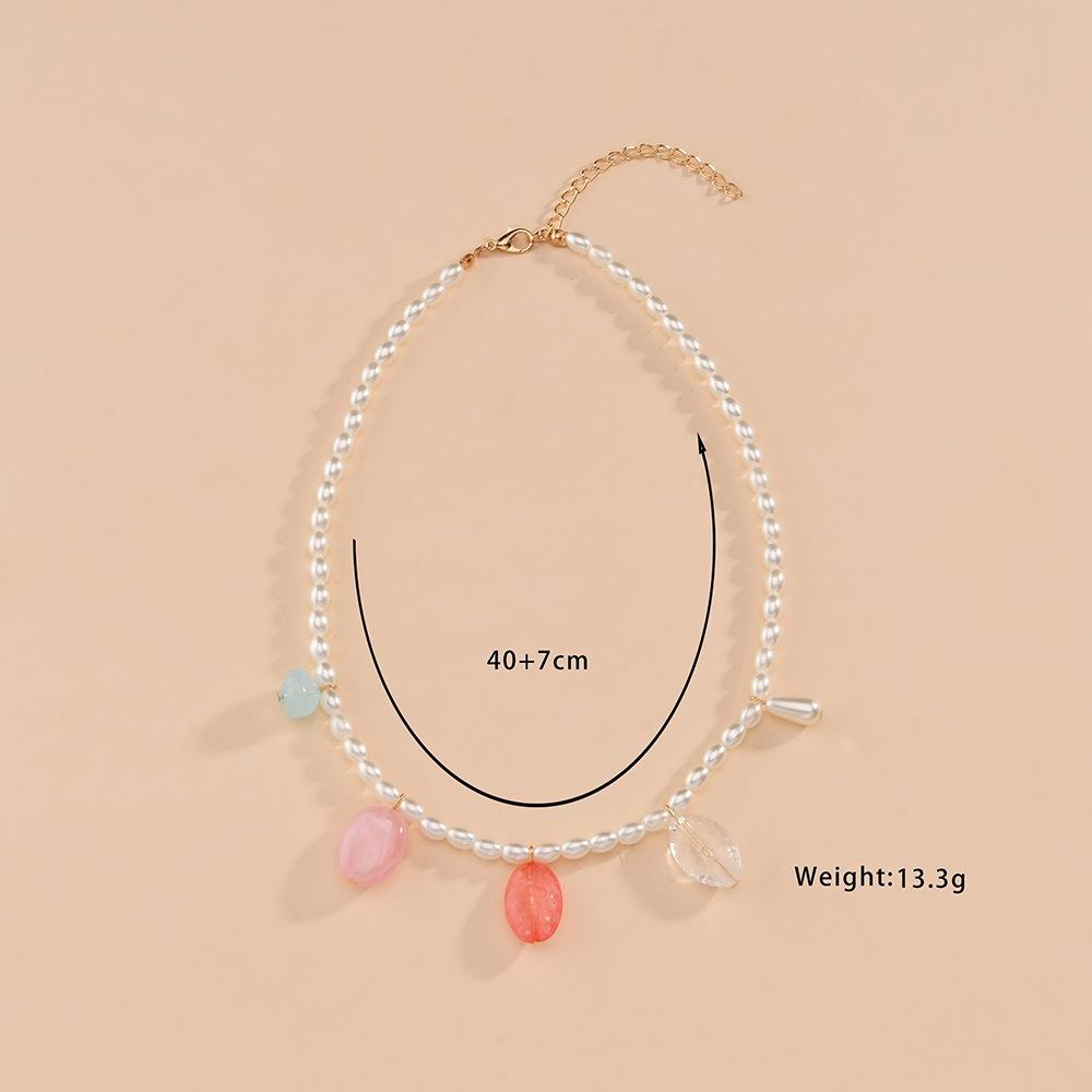 Fashion Geometric Oval Resin Acrylic Necklace Elegant Temperament Imitation Pearl Necklace Jewelry