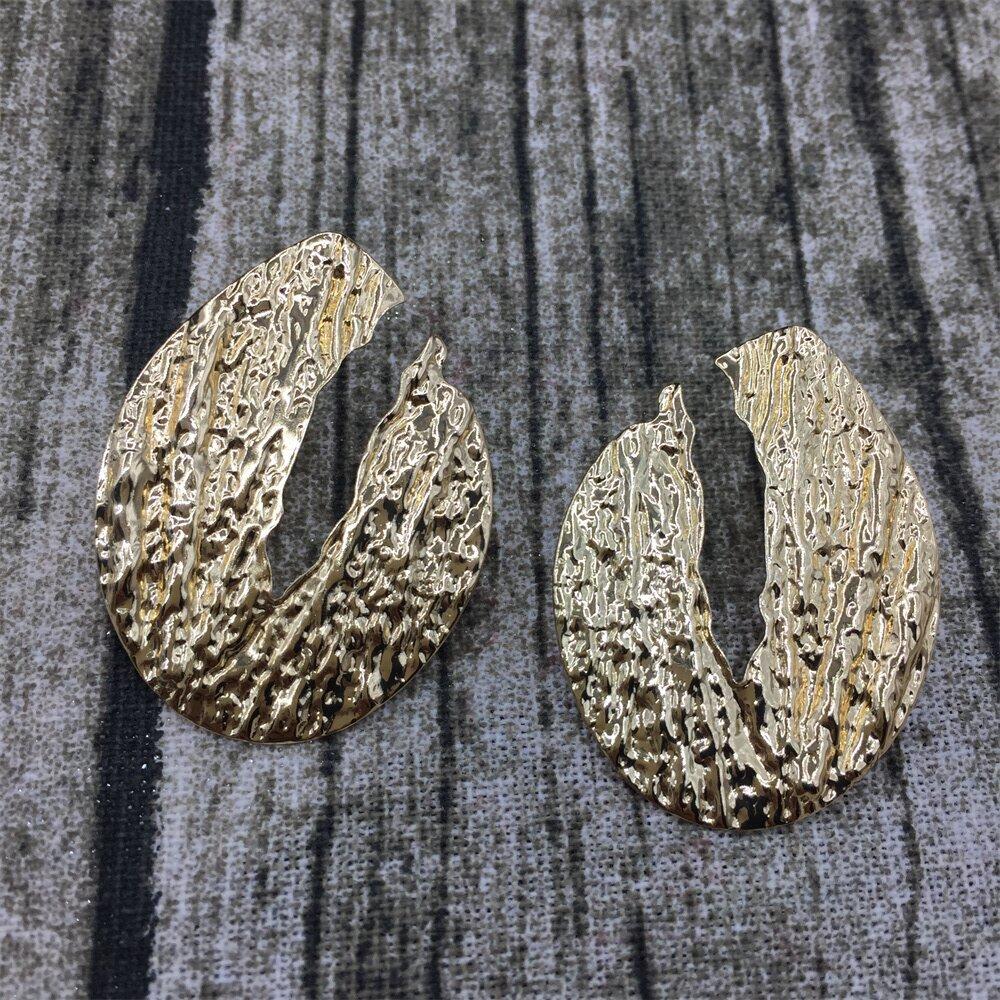 Wrinkled flake U-shaped leaf stud earrings popular jewelry Indian gold earrings