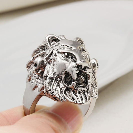 Retro men's personalized hip-hop lion head ring creative exaggerated animal ring ring jewelry