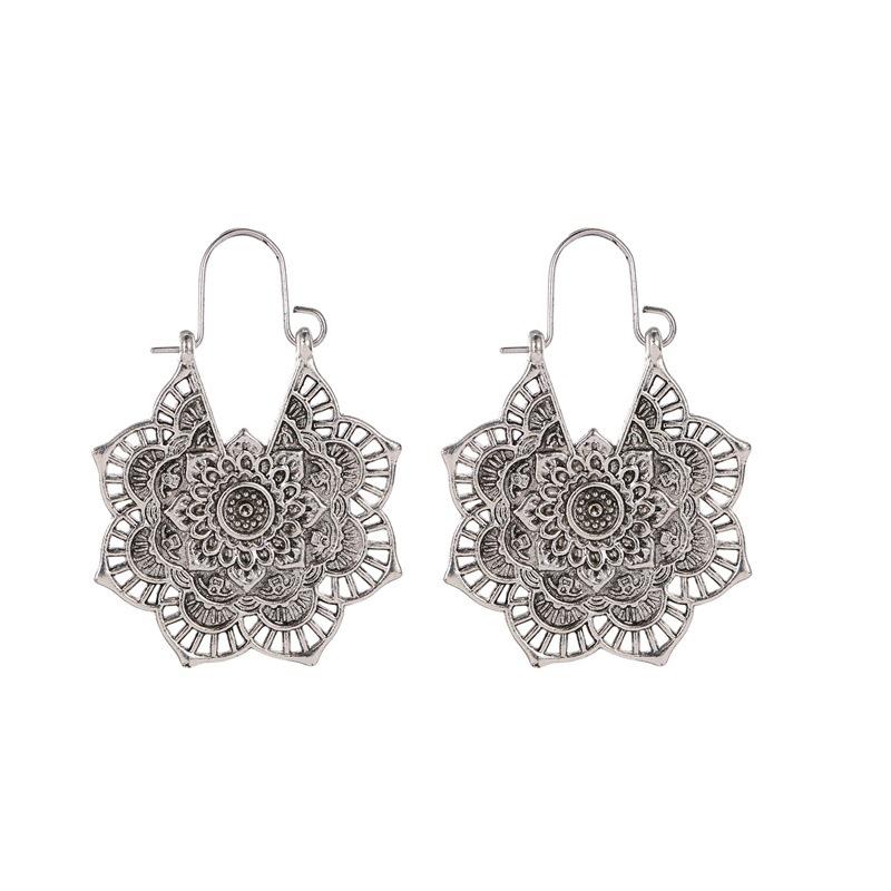 Ethnic Earrings Exotic Retro Metal Hollow Flower Earrings Bohemian Carved Palace Earrings