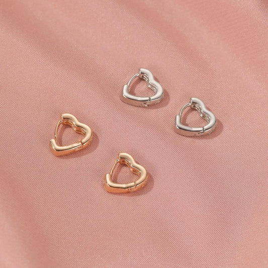 Simple hollow heart-shaped earrings temperament ladies sparkling diamonds zircon heart earrings trendy versatile commuting earrings