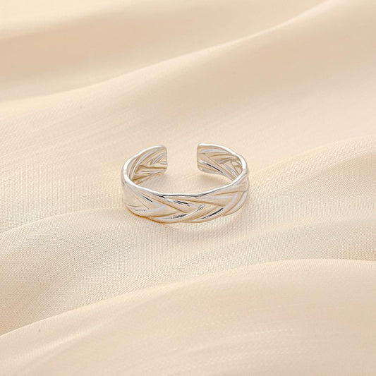Fashionable stainless steel opening braided hemp pattern adjustable ring Simple and versatile luxury ladies ring