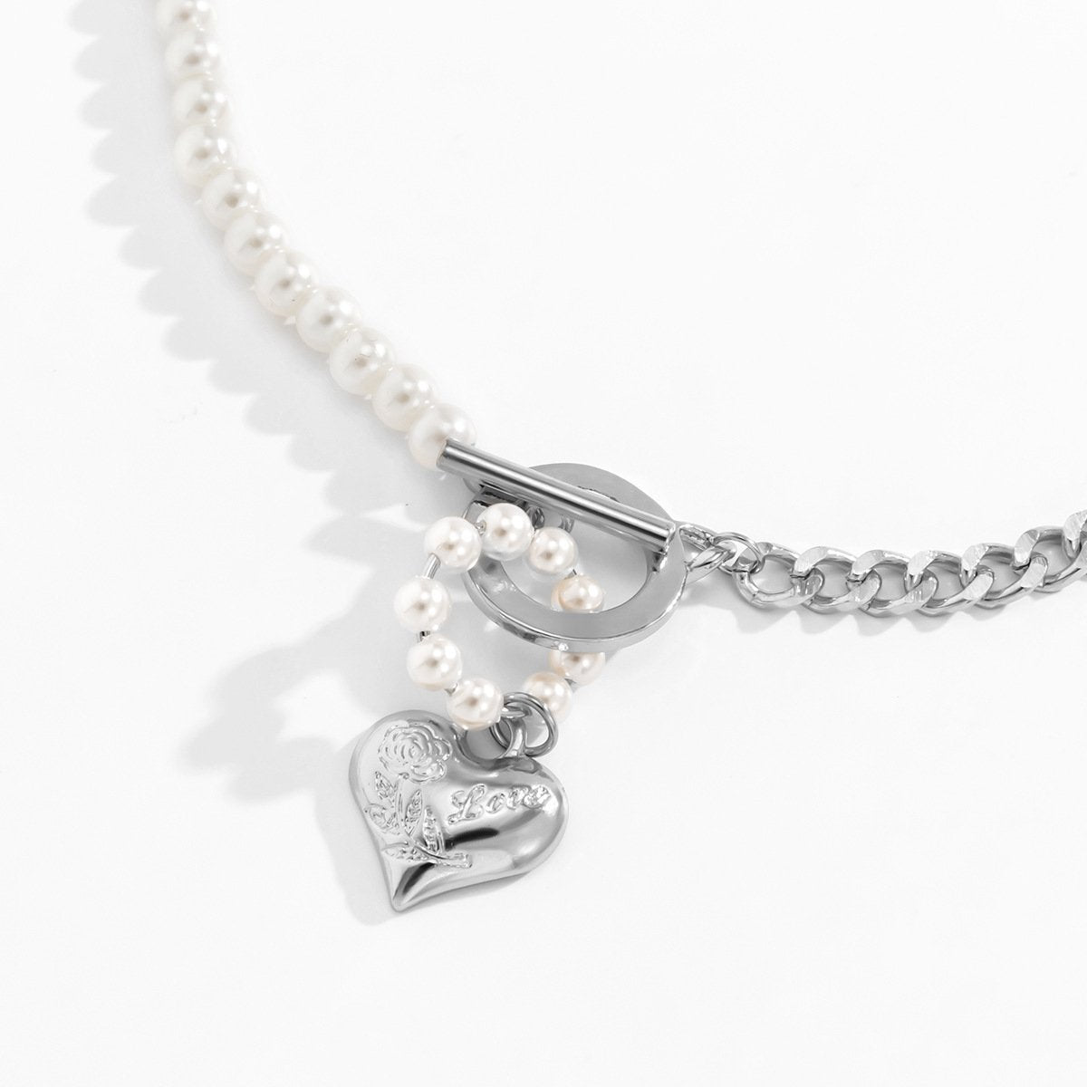 Jewelry Temperament Cold Geometric Peach Heart Pendant Necklace Retro Pearl Chain Clavicle Necklace