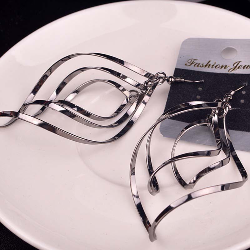 Rock Night Exaggerated Metal Shiny Spiral Earrings Star Fashion Earrings Direct Supply