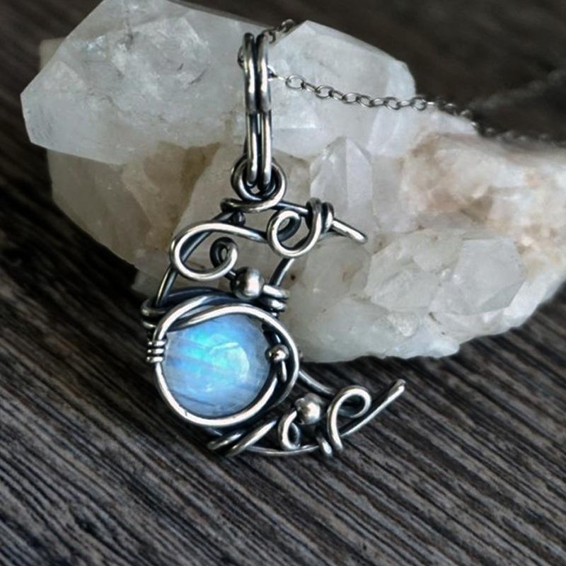 Summer Jewelry Moonstone Pendant Necklace Women Vintage Bohemian Moon Jewelry