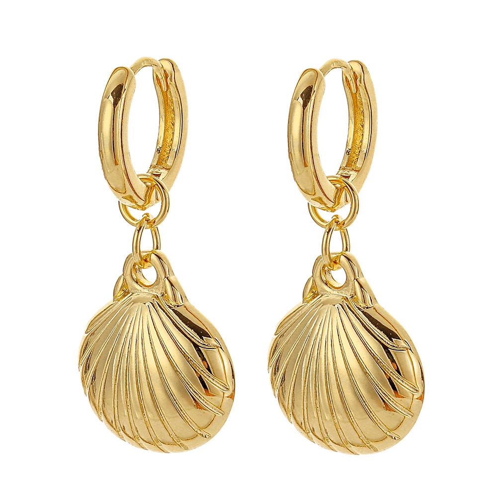 Small and exquisite women's creative stacked shell ear buckle ear bone clip set earrings