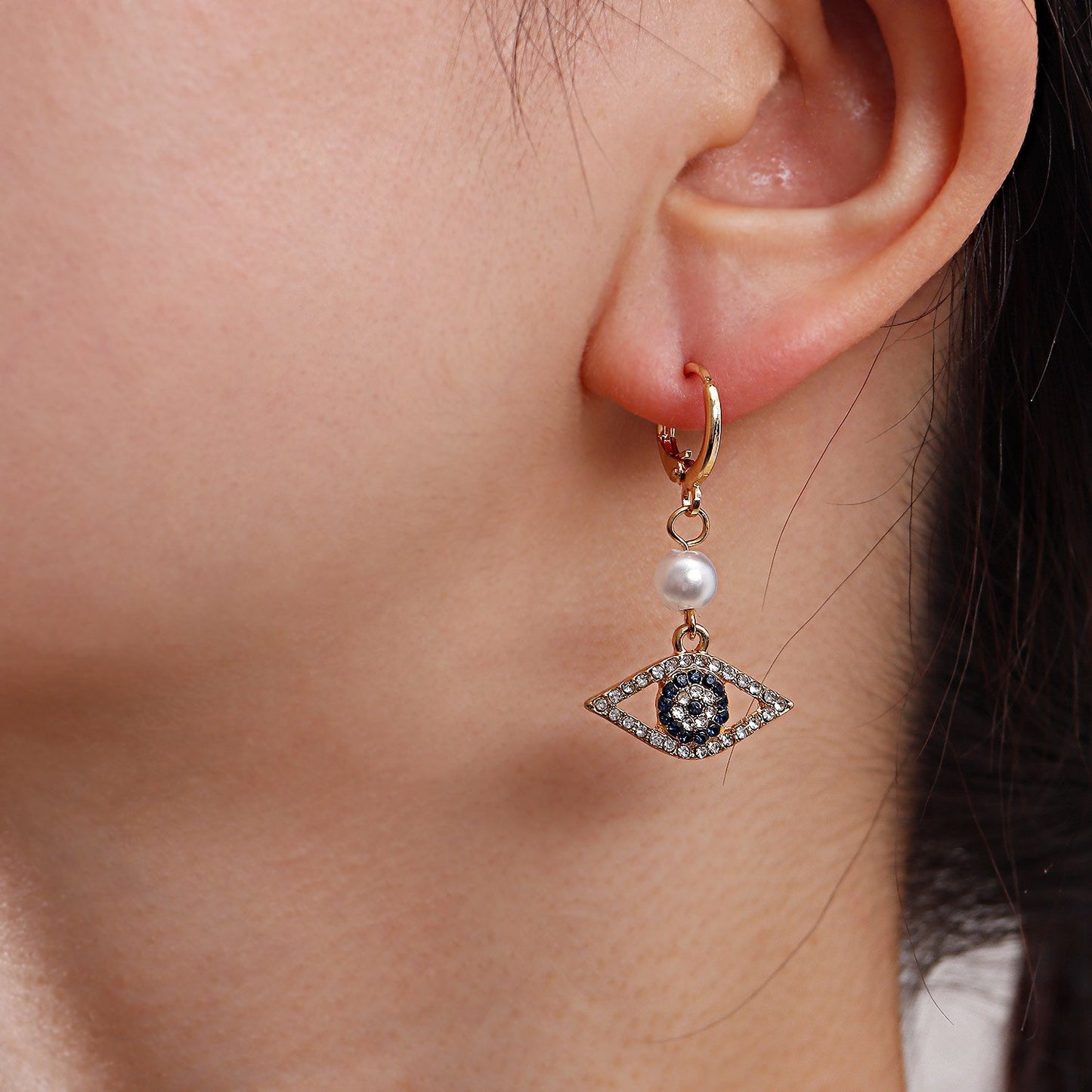Jewelry micro-set diamond blue eyes pearl pendant earrings women's popular temperament earrings