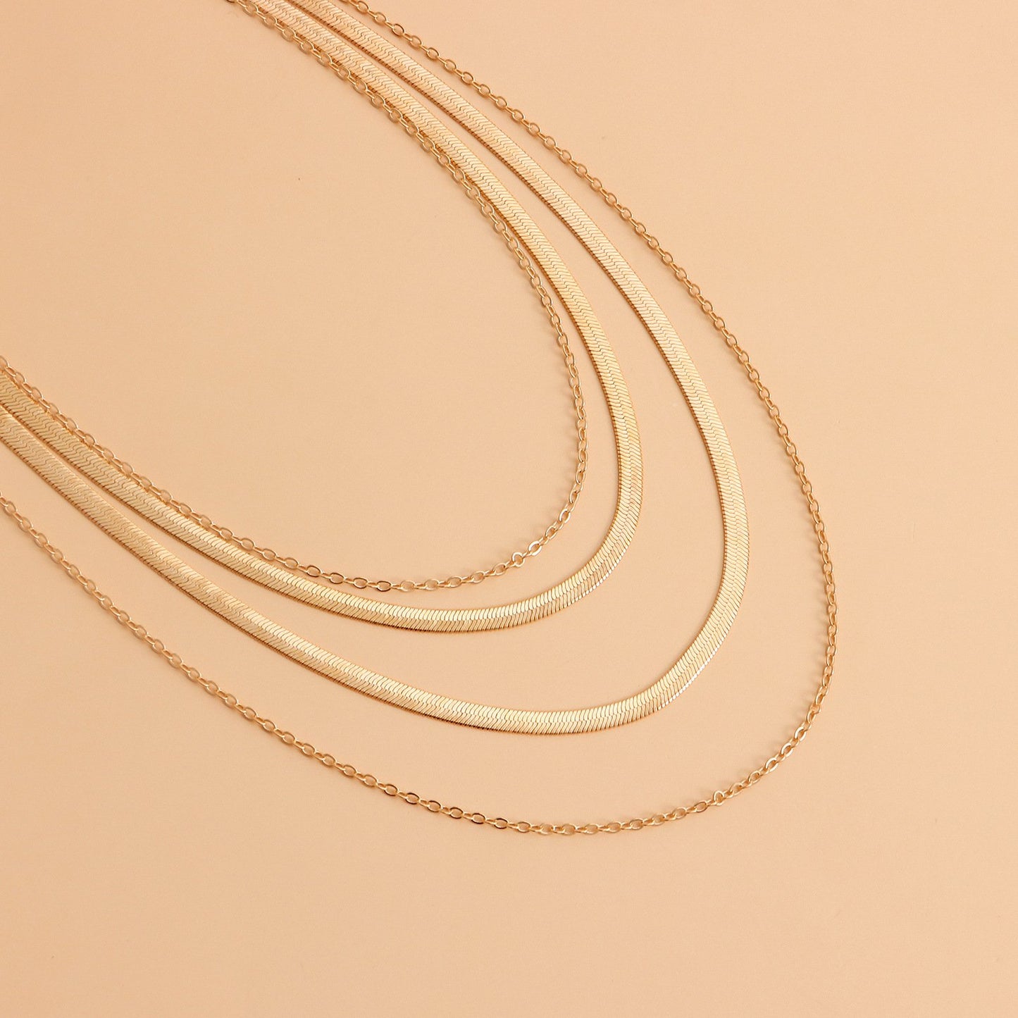 Jewelry trendy multi-layer flat snake collarbone chain necklace female ins niche design sense choker