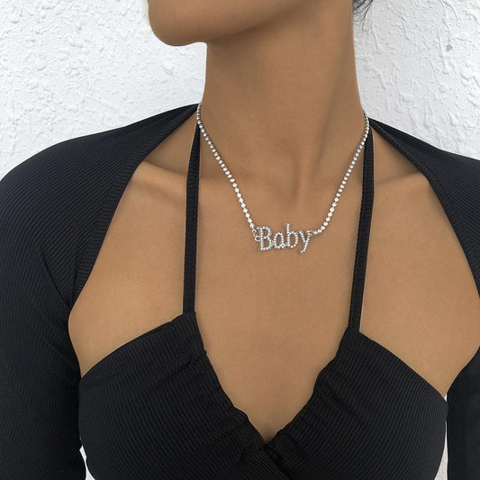 N927 cold fashion simple necklace imitation pearl claw chain small fragrance necklace baby letter geometric pendant