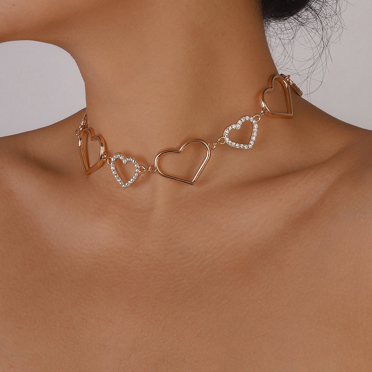 N1158 Net Red Simple Clavicle Necklace Hollow Love Rhinestone Atmospheric Necklace Stitching Creative Necklace