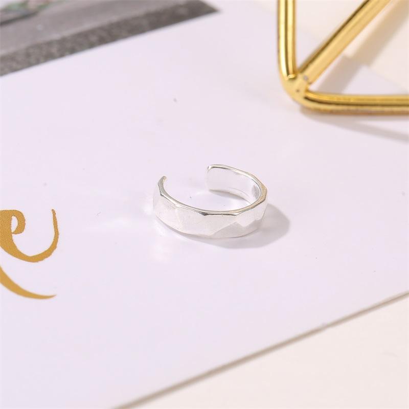 Simple ear clip personality U-shaped three-dimensional male and female single ear bone clip without ear piercing earrings