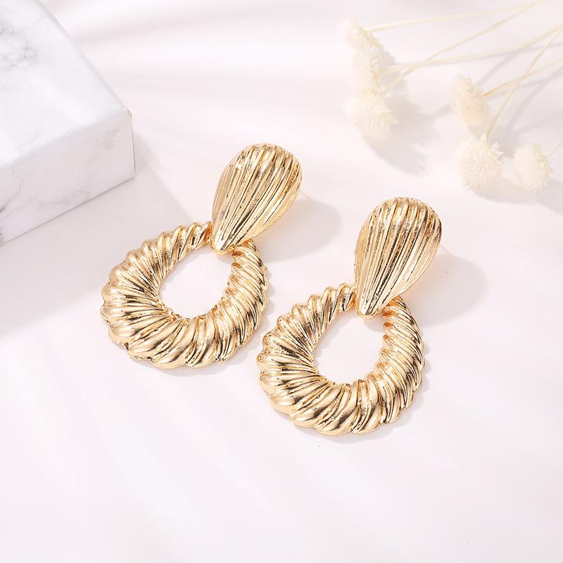 Jewelry alloy shell corrugated earrings women's drop-shaped threaded metal earrings