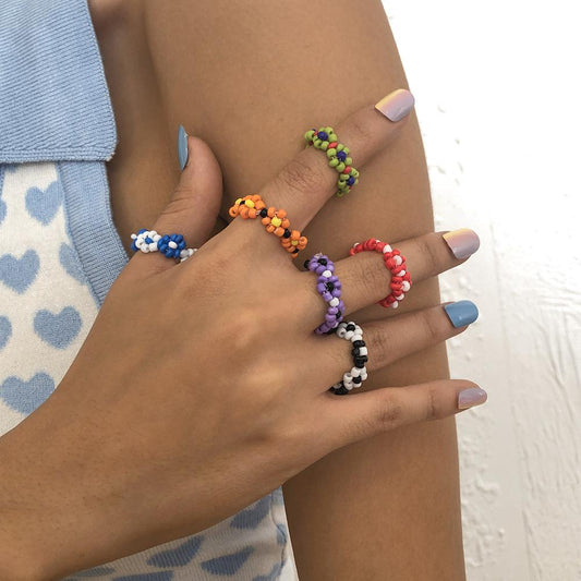 R619 fashion hand-woven rice bead ring net red small flower joint ring contrasting color cute jewelry for women