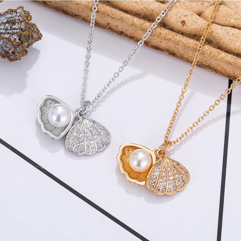 Fashion niche design shell imitation pearl pendant necklace female light luxury clavicle chain jewelry