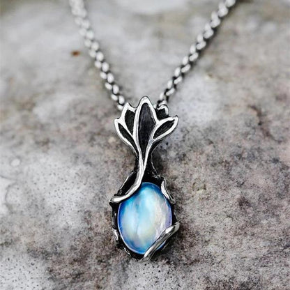 Jewelry Moonstone Pendant Necklace Female Niche Design Summer Accessories Retro Flower Jewelry