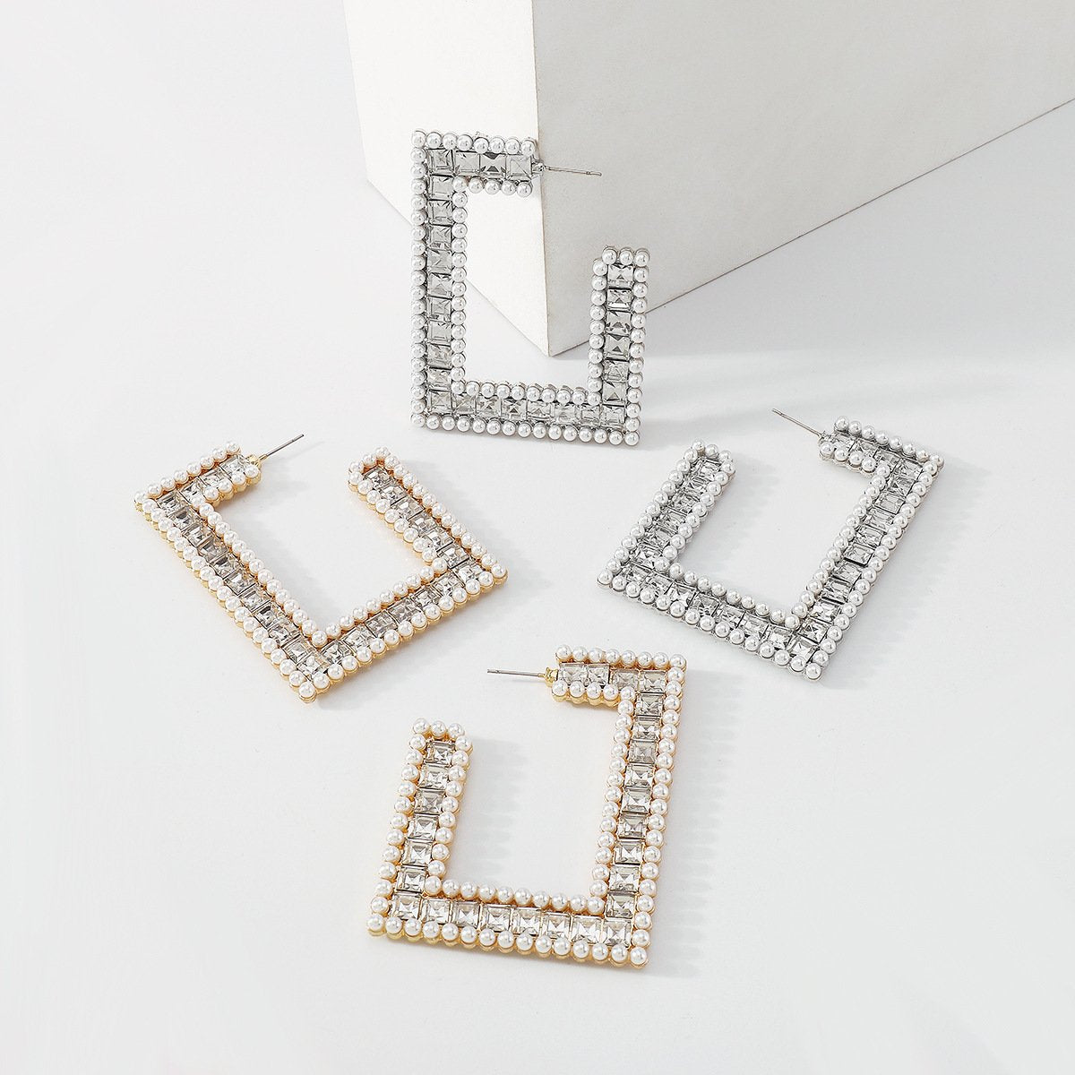E1444 Exaggerated Design Earrings Imitation Pearl Rhinestone Square Personality Earrings Dinner Show Earrings
