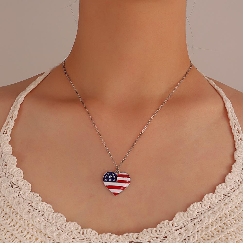 Ins American Independent Column Necklace Set Fashion Simple Diamond Wings Love Pendant Clavicle Chain