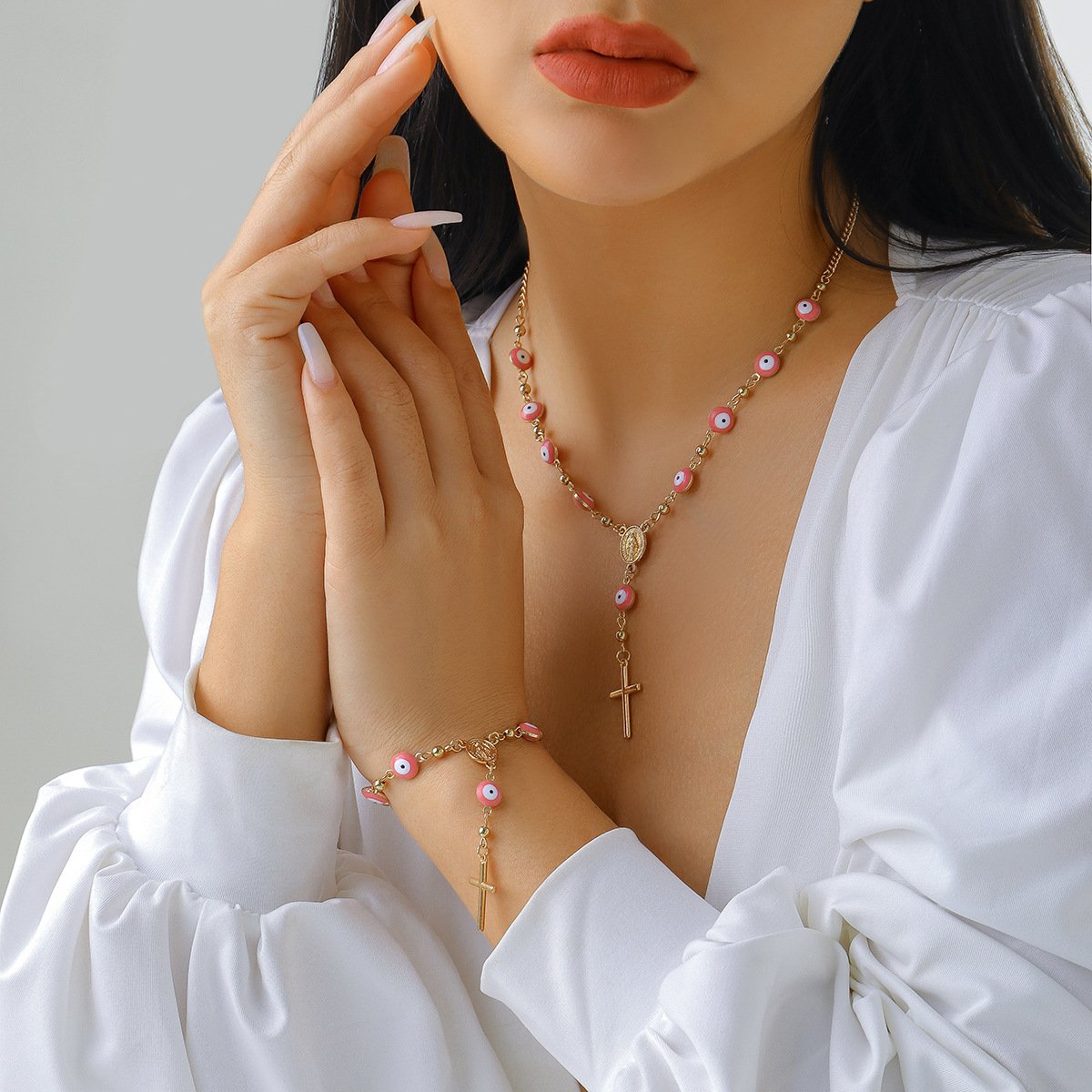 Jewelry Retro Ethnic Eye Chain Necklace Female Personality Portrait Embossed Cross Necklace