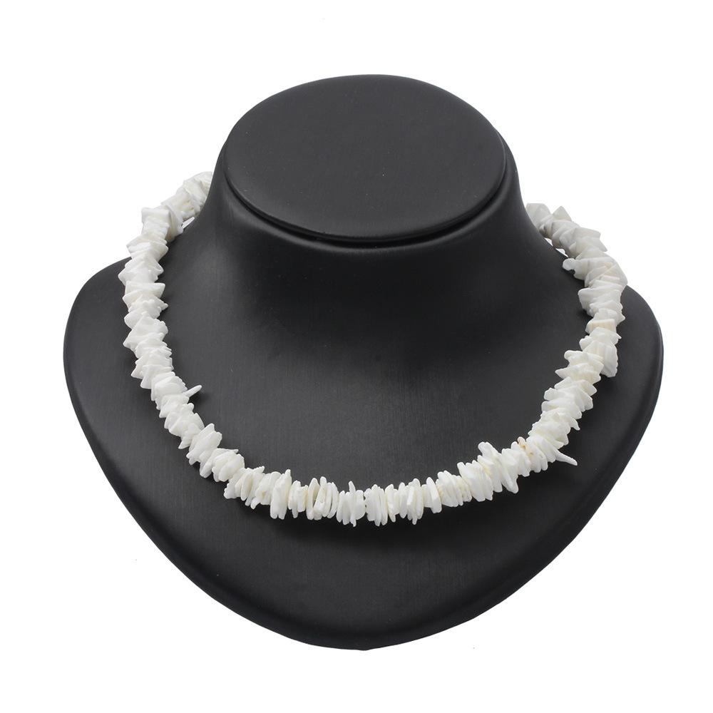 White Marine Elements Crushed Shell Conch Choker Holiday Choker