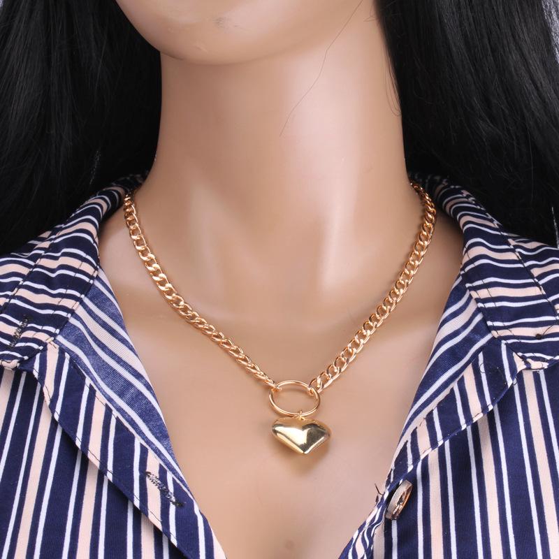 Jewelry Trend Love Necklace Female Personality Creative Fashion Necklace Ins Peach Heart Clavicle Chain