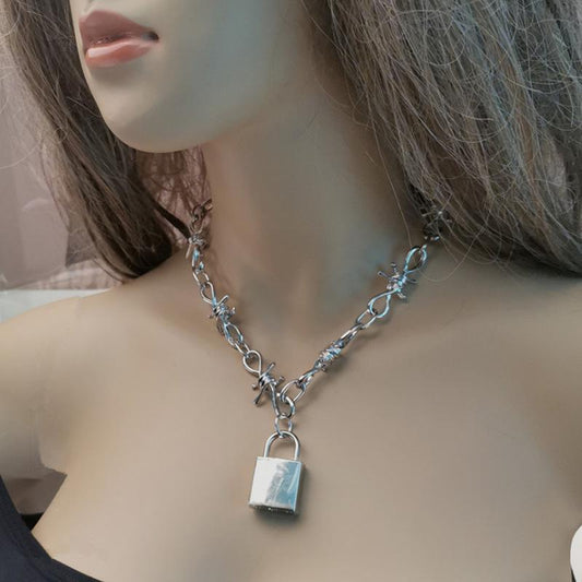 Jewelry prickly thorns lock key pendant super cool cold trendy hip-hop retro necklace