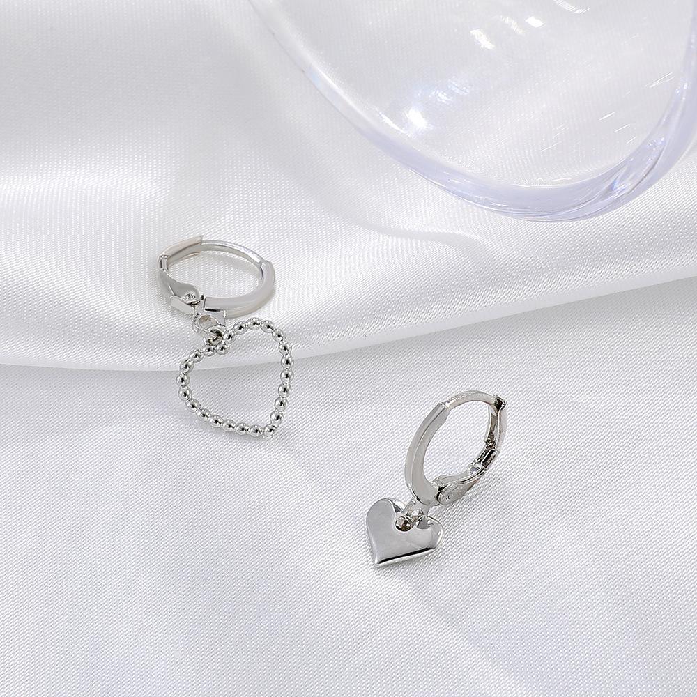 Simple Metal Asymmetric Love Earrings Ins Temperament Net Red Creative Small Heart Earrings Buckle Earrings