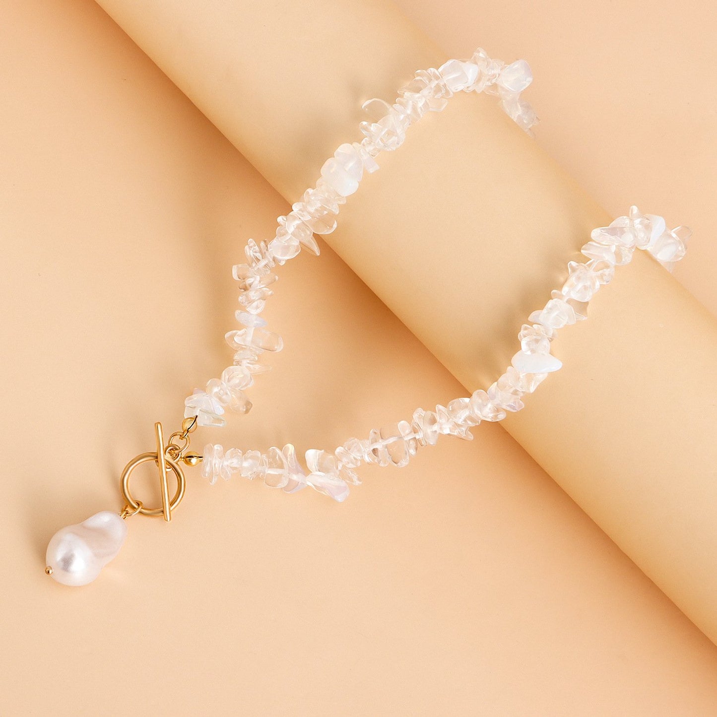 Jewelry Large Shaped Pearl OT Buckle Necklace Femininity Fashion Transparent White Turquoise Necklace