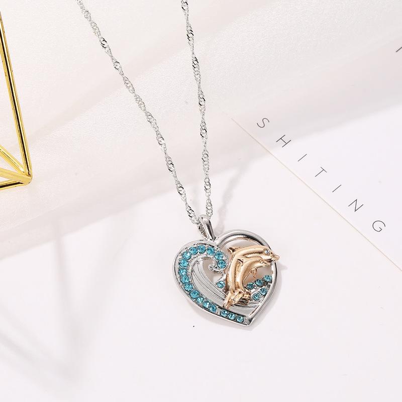 Fashion Love Dolphin Diamond Necklace Ladies Lovely Peach Heart Clavicle Chain Summer Necklace