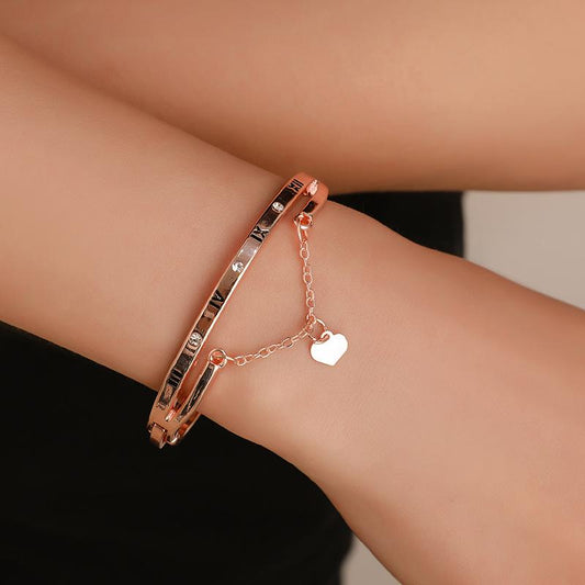 Love Roman Bracelet Digital Tassel Peach Heart Temperament Versatile Bracelet Trend Jewelry