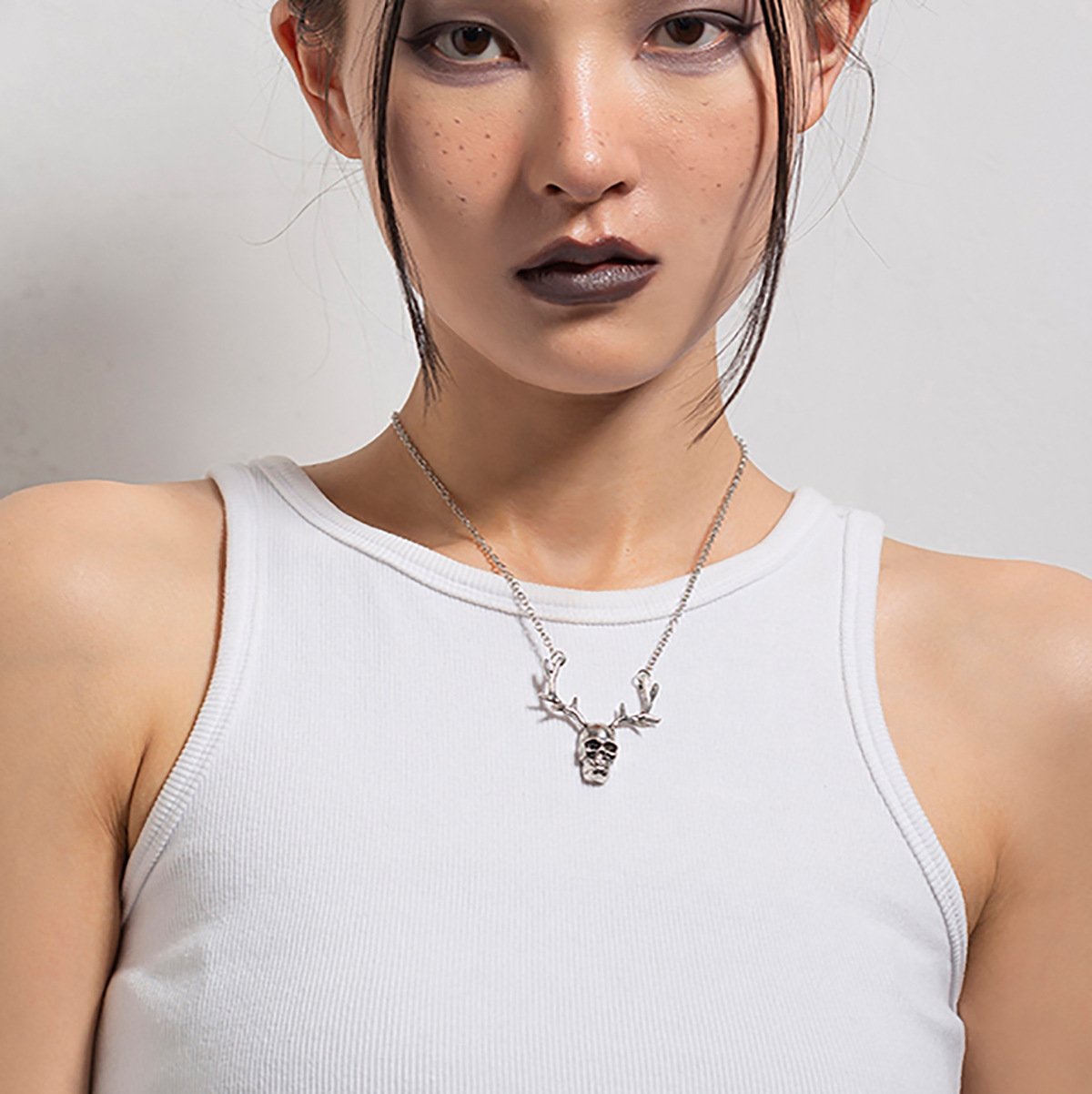 Jewelry Sweet Cool Creative Antler Skull Pendant Necklace Simple Personality Three-dimensional Necklace Female