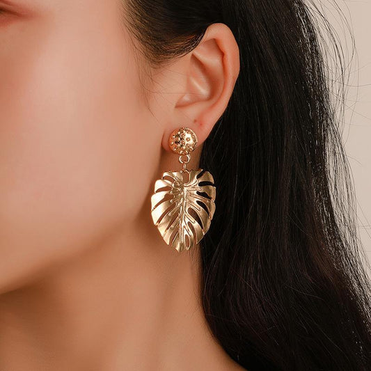 Fashion hollow leaf stud earrings national classic style