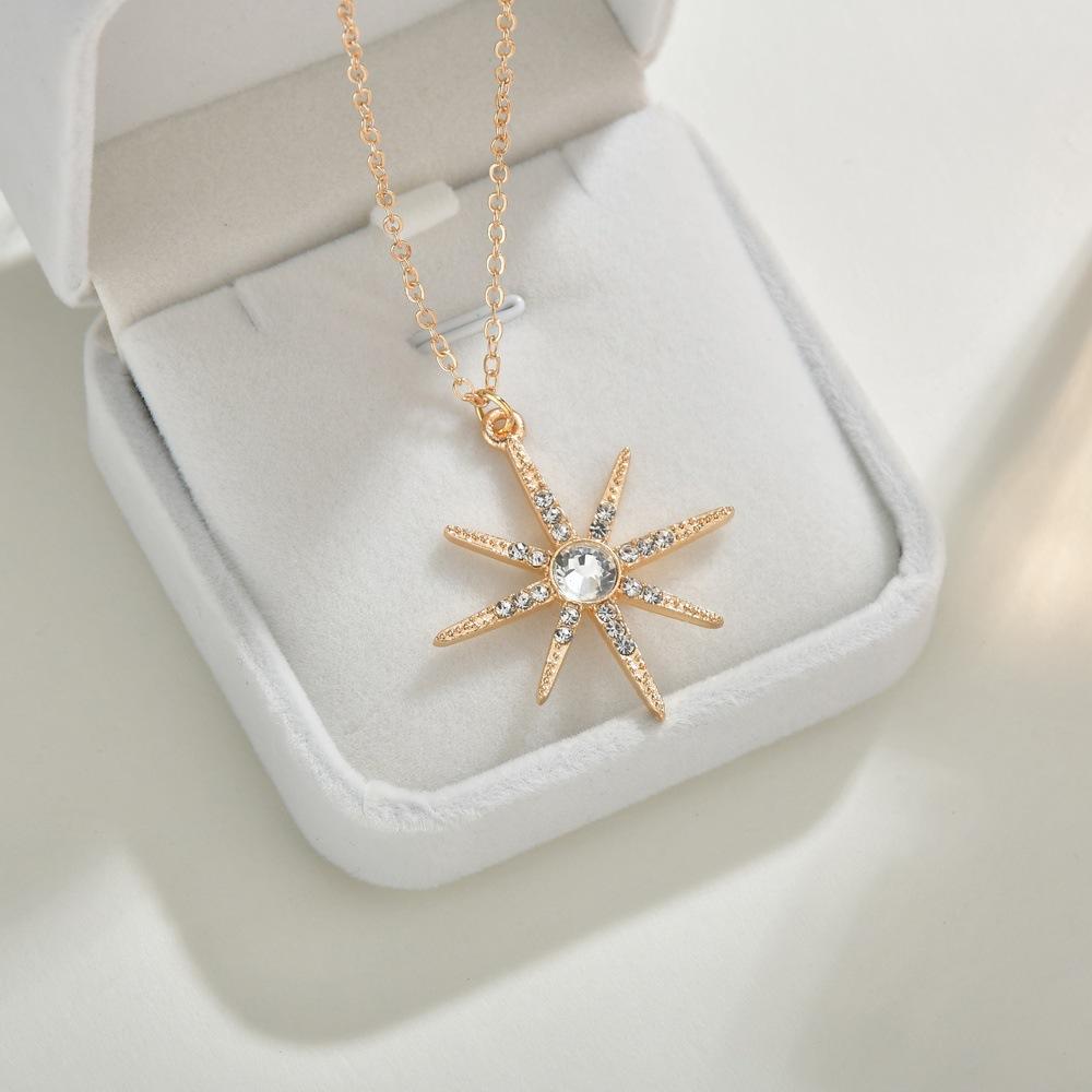 Fashion Octagram Necklace Temperament Rhinestone Clavicle Chain Short Necklace Accessories