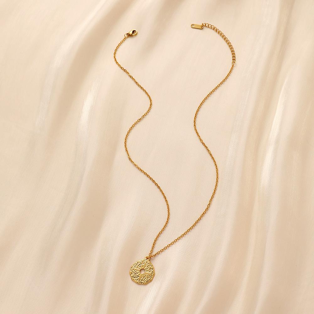 Light luxury simple personality stainless steel gold all-match vintage coin hollow star short necklace clavicle chain