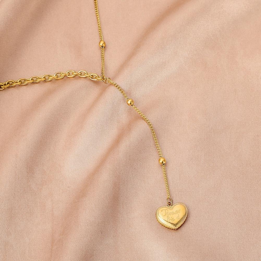 Temperament stainless steel gold-plated love letter clavicle chain necklace simple titanium steel personality peach heart necklace