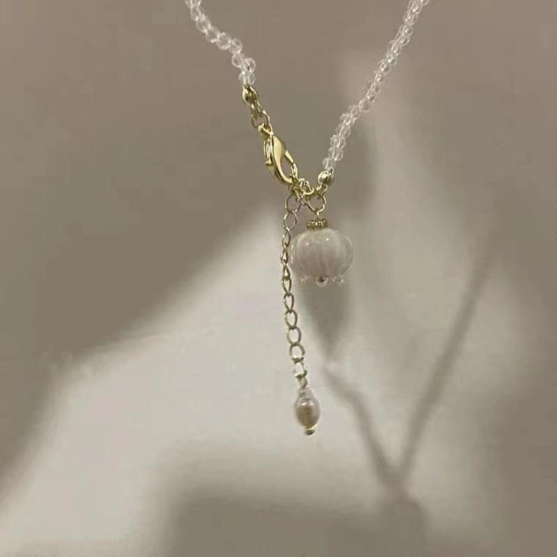 Moonlight Lily of the Valley Super Fairy French Flower Pearl Pendant Necklace Retro High Quality Temperament Vacation Clavicle Chain