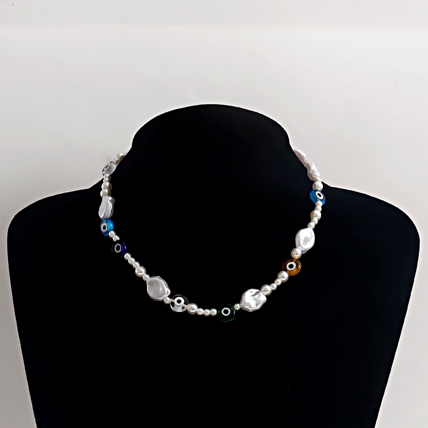 Jewelry Simple Single Layer Clavicle Chain Devil's Eye Necklace Retro Stitching Imitation Pearl Eye Necklace