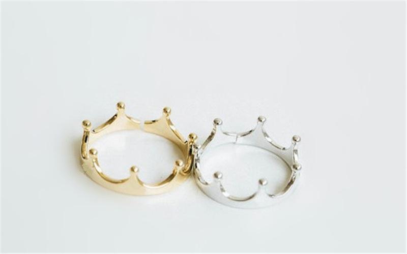 Explosive jewelry Simple fashion temperament Queen crown ring Fashion accessories Versatile