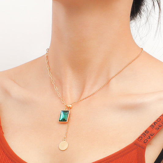 Jewelry Emerald Square Pendant Clavicle Chain Female Light Luxury Versatile No Exaggeration Fashion Commuter Necklace