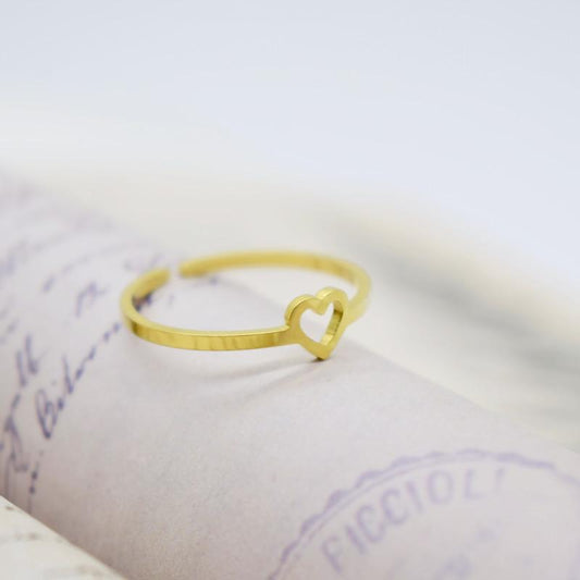 Explosive style simple peach heart-shaped ring titanium steel vacuum plating simple jewelry ring