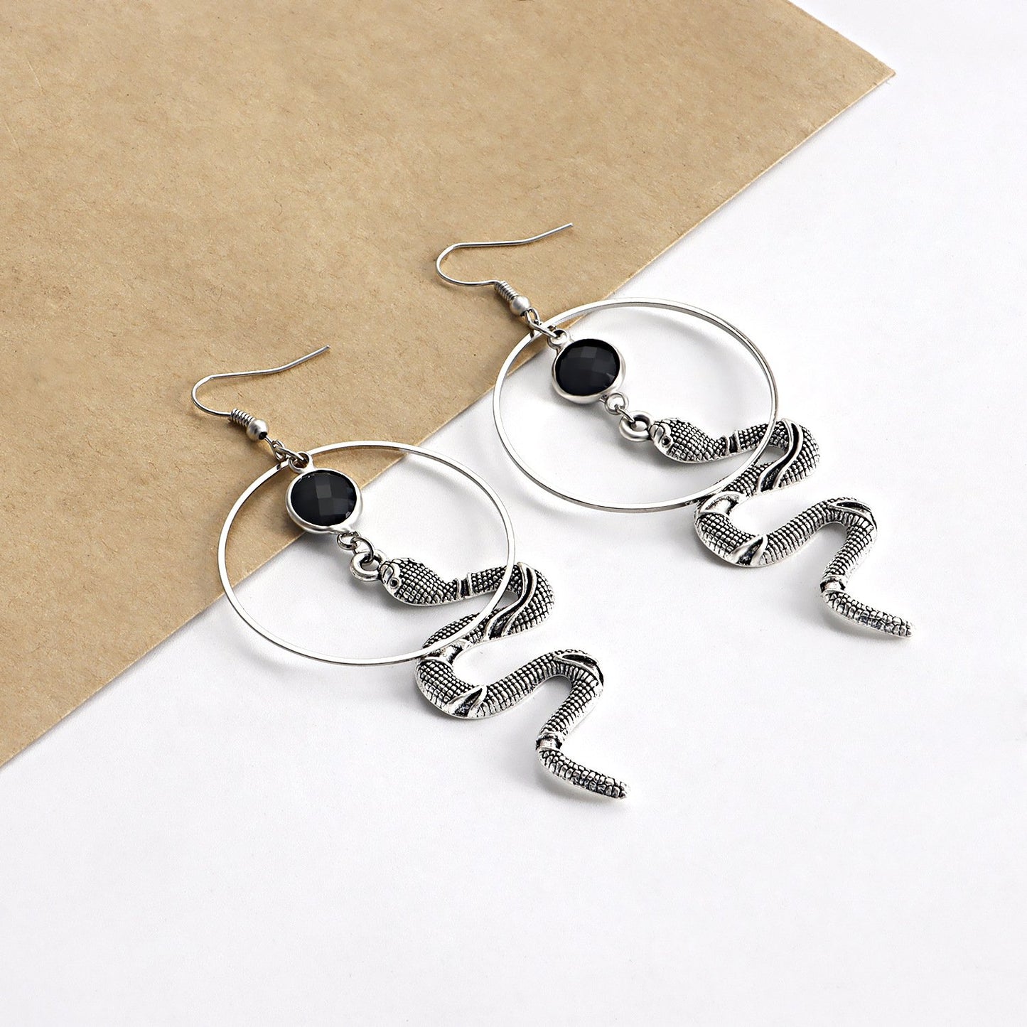 Snake-shaped earrings ins creative personality exaggerated earrings snake-shaped niche design indifferent high-end exaggerated