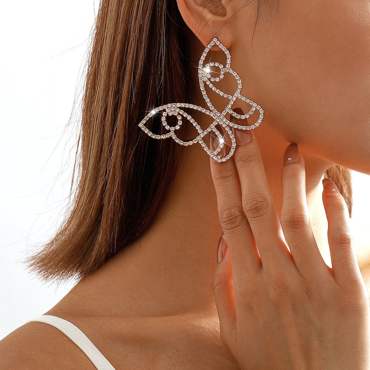 E1963 Minority Heavy Industry Light Luxury Romantic Butterfly Earrings Full of Diamond Personality Internet Celebrities Symmetrical Creative Earrings