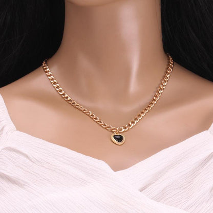 Design sense stainless steel collarbone chain cool personality cool girl black agate peach heart pendant necklace trendy