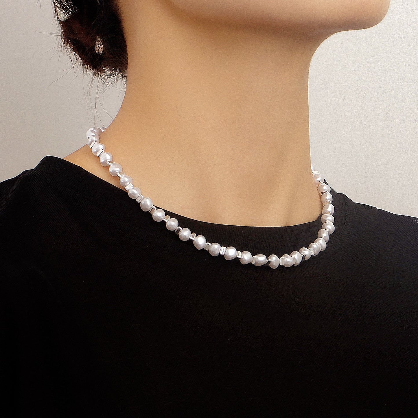 Jewelry Broken Silver Few Two Imitation Pearl Triangle Necklace Necklace Women's Sparkling Simple Necklace