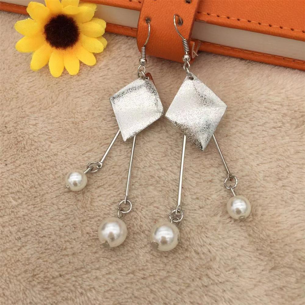 Long Tassel Metal Fake Imitation Pearl Earrings Internet Celebrity Live Pet Fan Gift