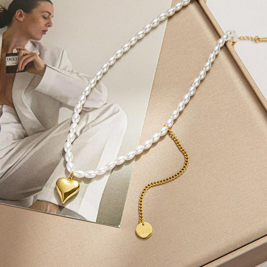 Pea Love Pendant Freshwater Pearl Necklace Women's Light Luxury Simple Niche Design Love Necklace