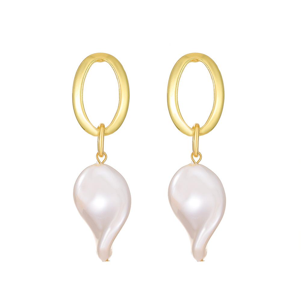 French light luxury Baroque special-shaped pearl earrings ins fashion temperament niche design irregular pearl earrings