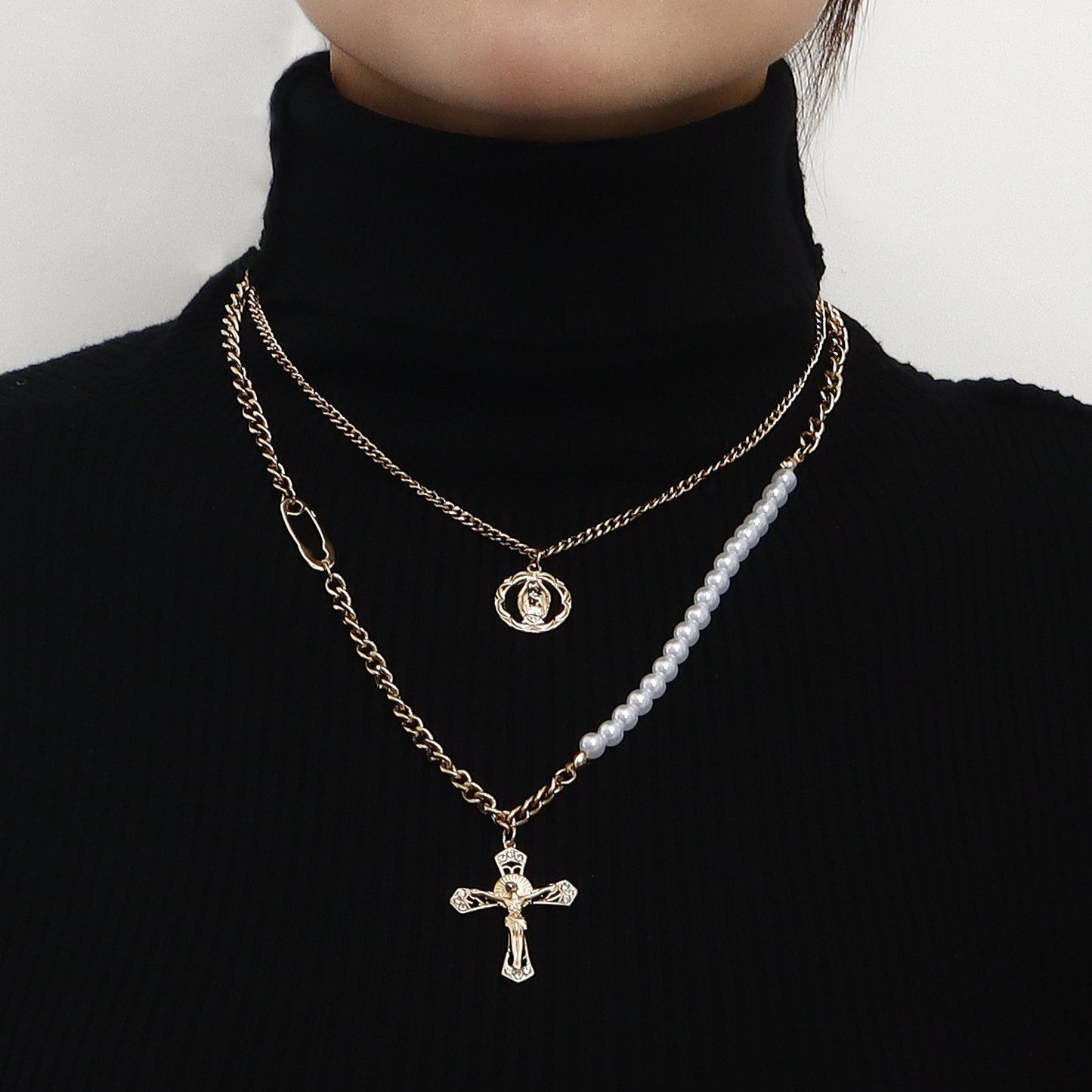 Explosive Necklace Fashion Personality Design Double Stacked Clavicle Chain Pearl Stitching Cross Sweater Chain