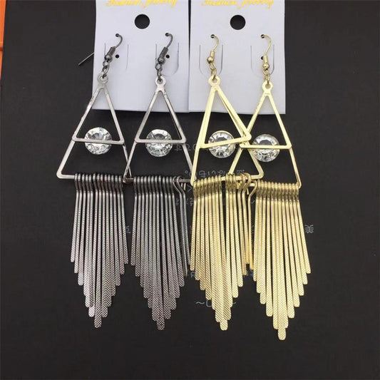 Popular Exaggerated Jewelry Triangle Ladies Earrings Fine Pattern Metal Tassel Imitation Zircon Earrings High Quality Earrings