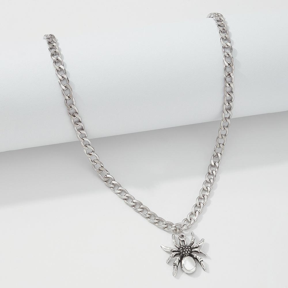 N957 Personality Spider Pendant Necklace Geometric Metal Chain Necklace Fashion Temperament Creative Clavicle Chain