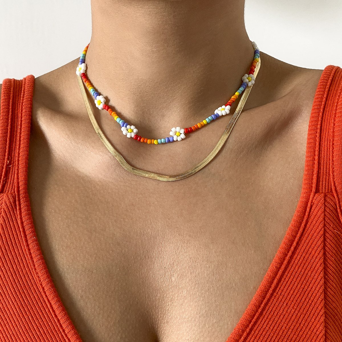 Jewelry simple daisy colorful flower bead necklace hip-hop retro metal snake bone chain necklace